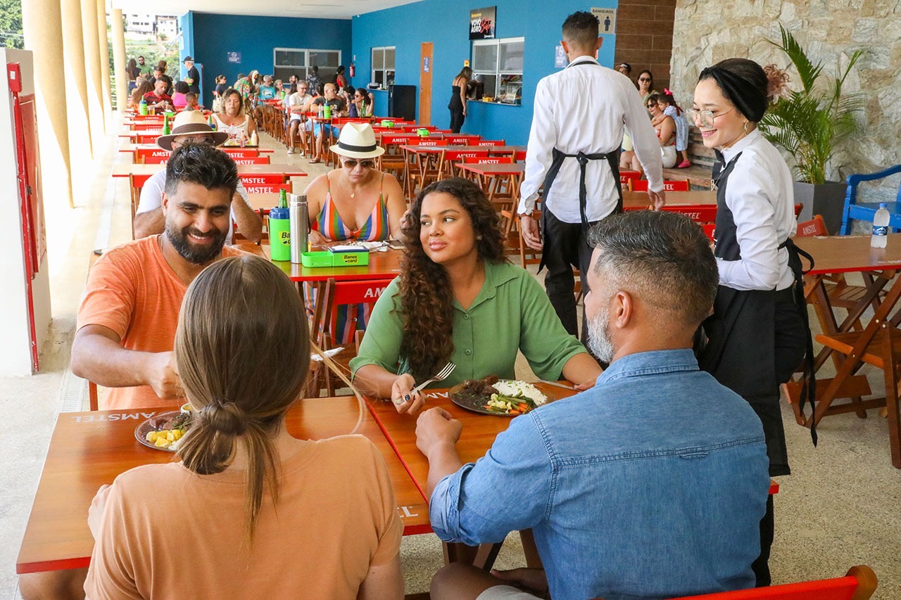 Dia dos Pais: já escolheu onde almoçar com seu pai neste domingo? Veja as opções em Cariacica!