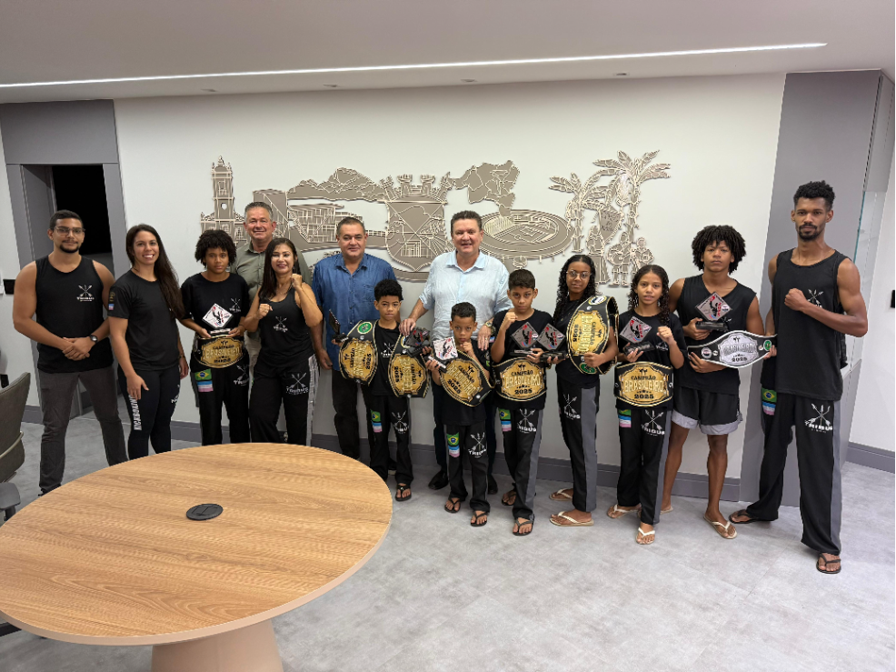 Atletas de kickboxing ganham Campeonato Brasileiro e se classificam para mundial na Argentina