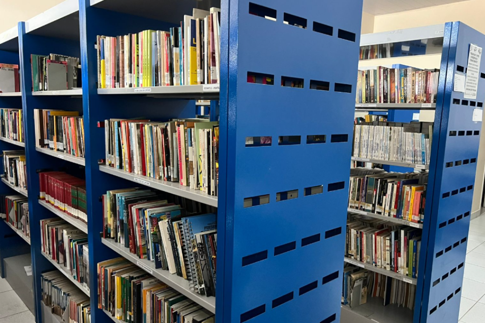 Com alta demanda, projeto Inglês na Biblioteca encerra inscrições