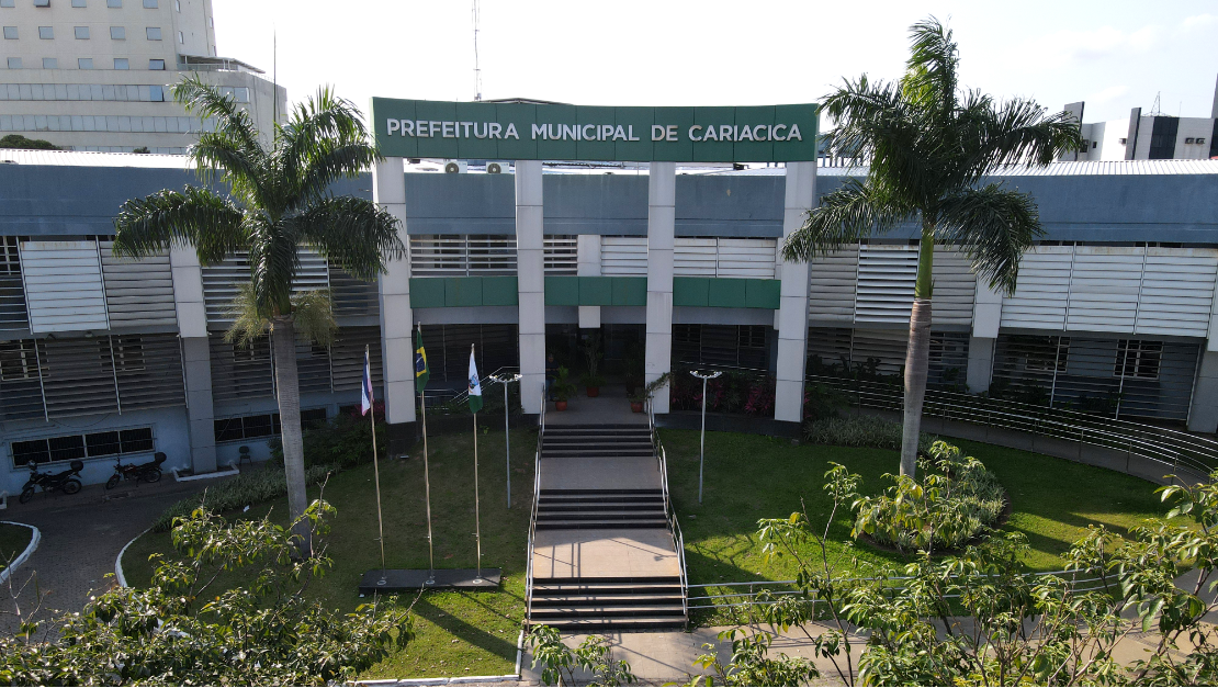 Prefeito anuncia extensão do abono de R$ 6 mil para todos os profissionais da educação básica