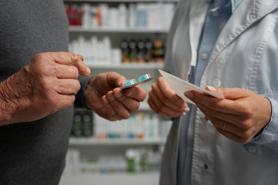 Cariacica abre seleção para formação de cadastro de reserva de farmacêutico com salário de R$ 3.255,00