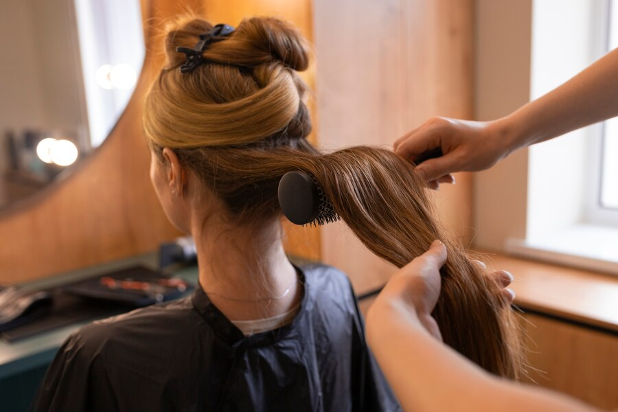 Aula inaugural dos cursos de Beleza e Estética acontece nesta terça-feira (29) 