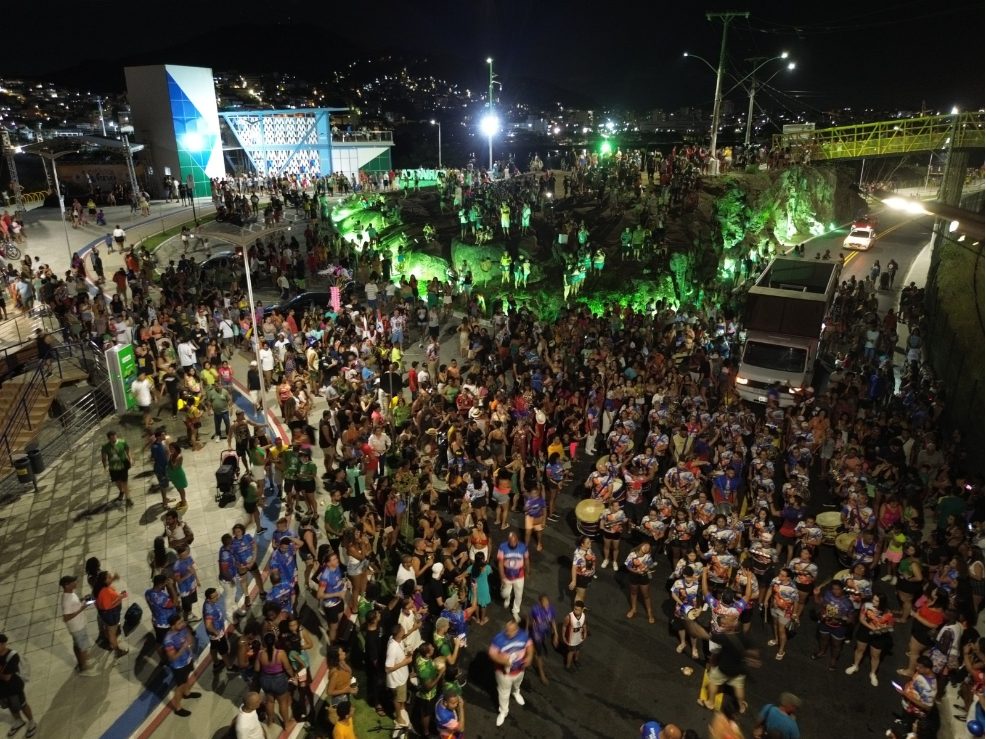 Nova Orla de Cariacica se transforma em Sambão do Povo para o ensaio técnico da escola de samba Independente de Boa Vista